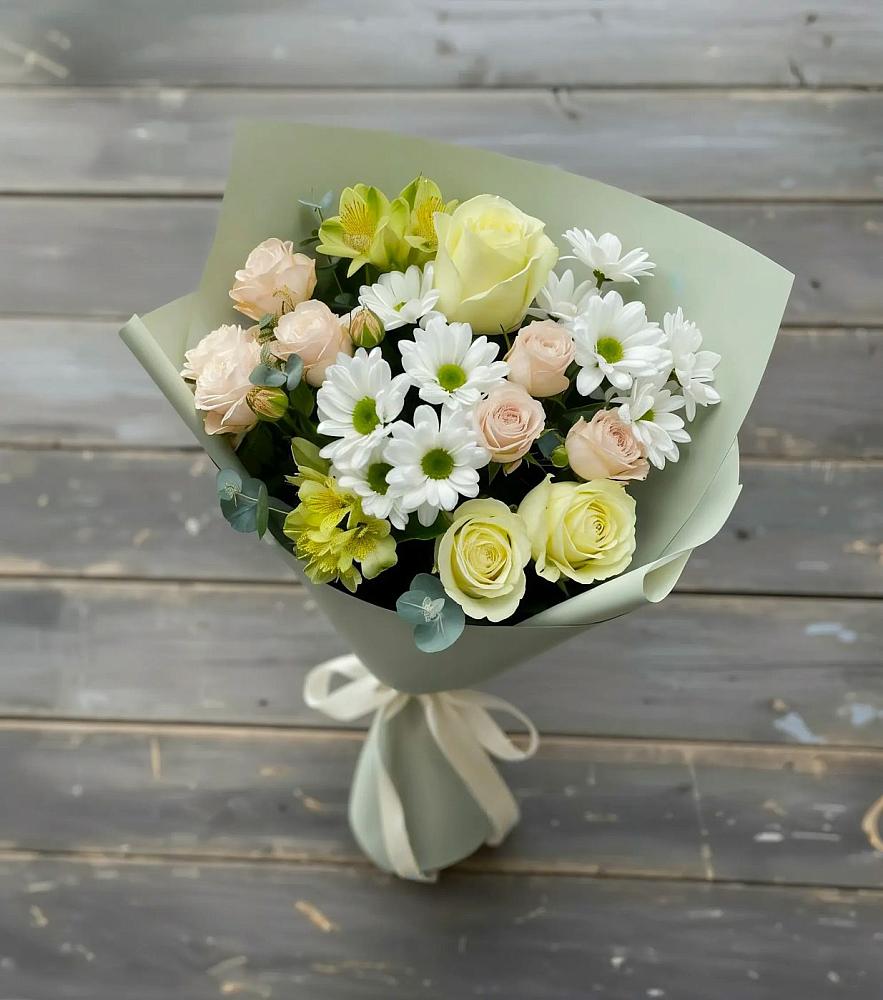 Букет цветов из: Альстромерии, Розы и Хризантемы в Комсомольское Чувашия