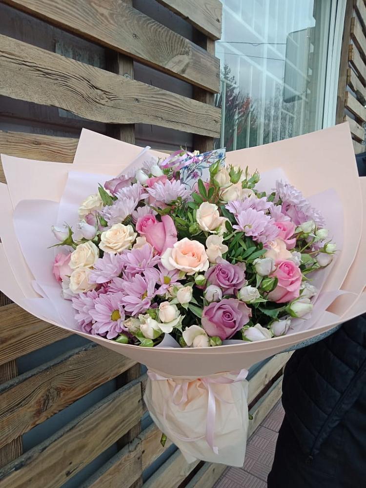 Букет цветов из: Розы и Хризантемы в Комсомольское Чувашия