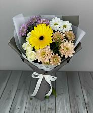 Букет цветов из:  Розы, Герберы и Хризантемы в Комсомольское Чувашия