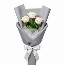 Букет 3 белые розы в Комсомольское Чувашия
