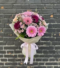 Букет цветов из:  Герберы и Хризантемы в Комсомольское Чувашия