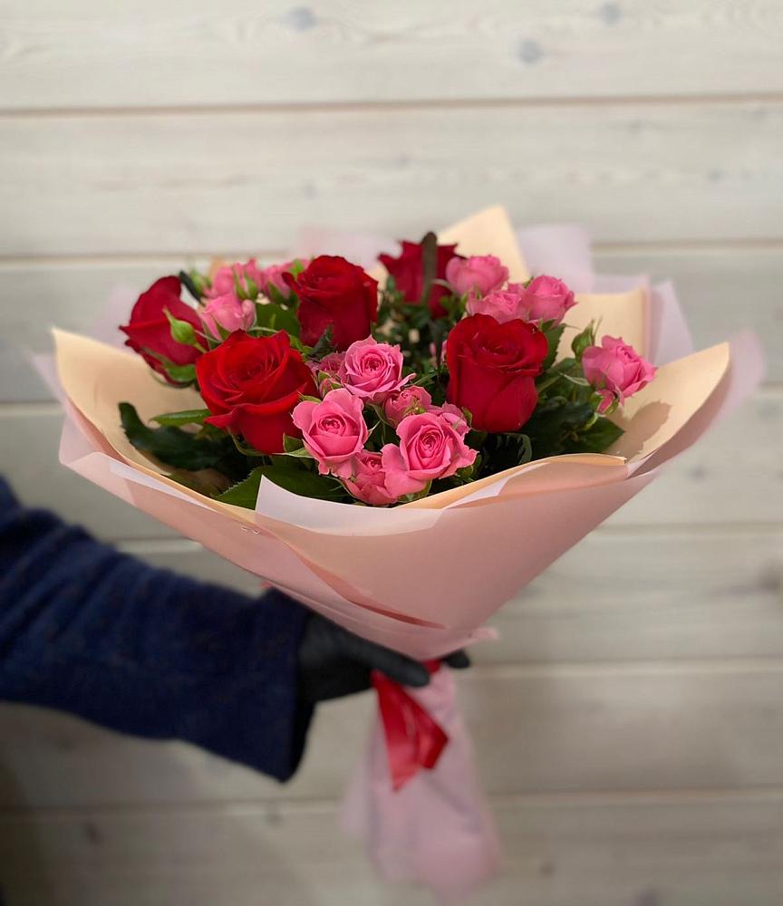 Букет цветов из: Розы в Комсомольское Чувашия