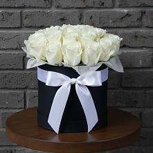 Цветочная композиция из Розы в шляпной коробке #REPLACE_PRED# Комсомольское Чувашия